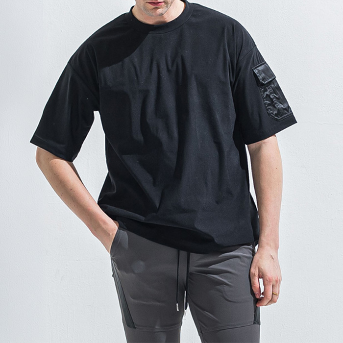 RESOUND CLOTHING(リサウンドクロージング) militaryPocket nylon OVER TEE RC40-T-008 BLACK