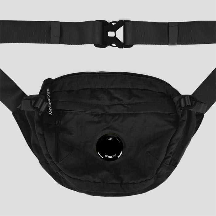 C.P. COMPANY Nylon B Crossbody Pack: BLACK ボディバッグ