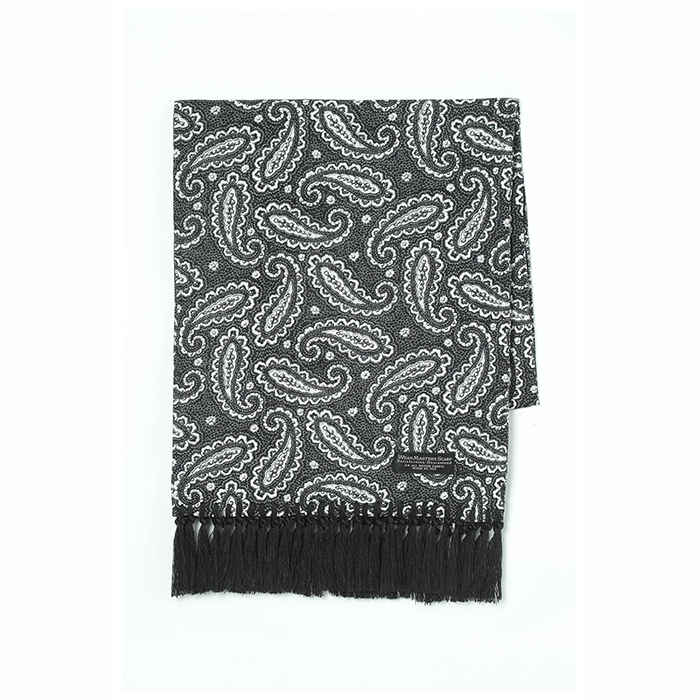WS020 Black Paisley